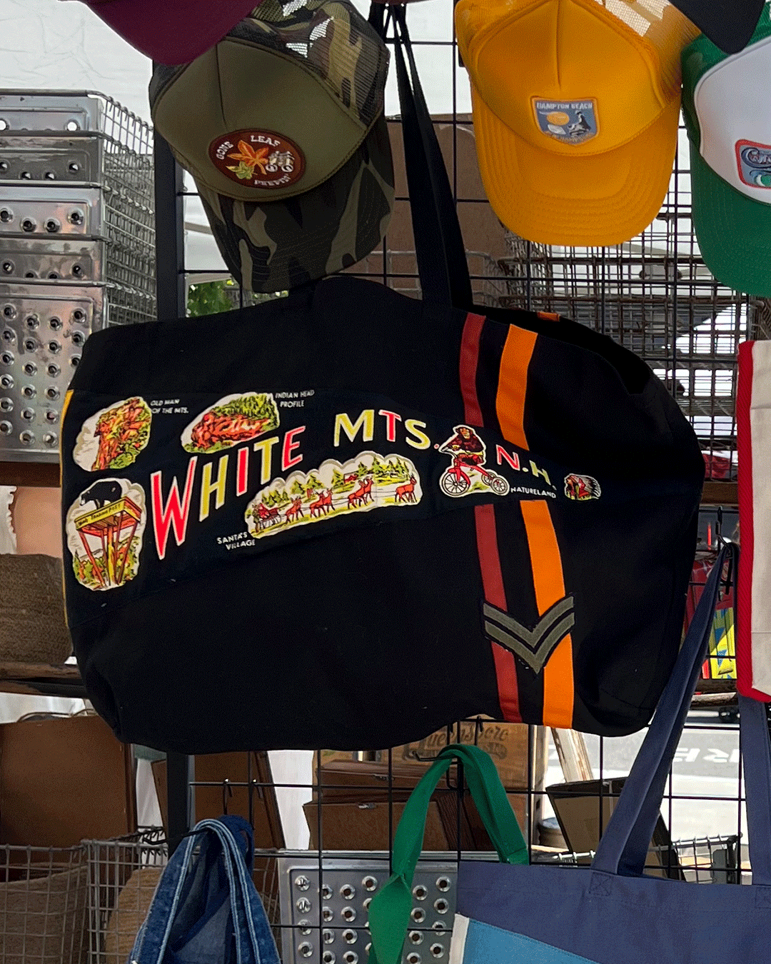 White Mountains - Black Vintage Pennant Tote
