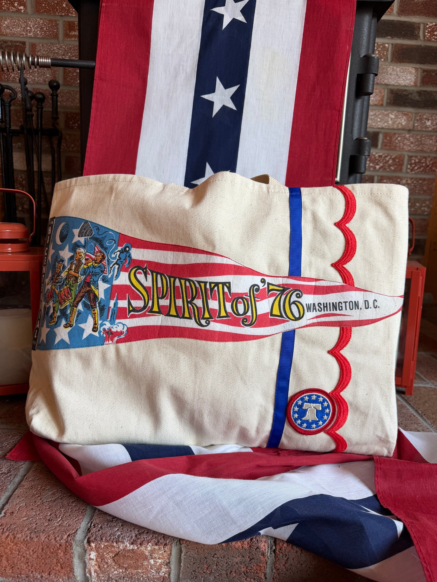 Spirit of 76 - Vintage Pennant Tote